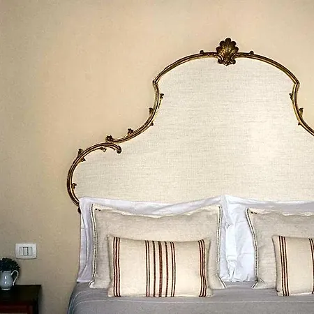 1550 Residenza D'epoca Bed & Breakfast Siena