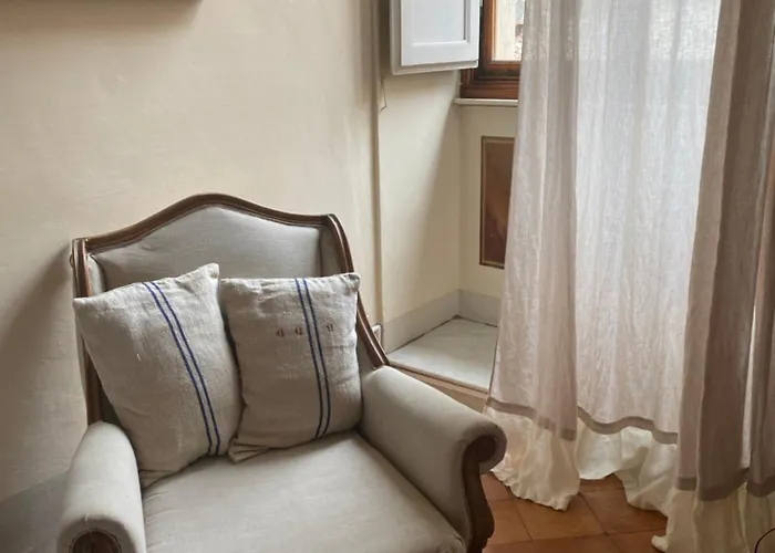 1550 Residenza D'epoca Bed and Breakfast 3*